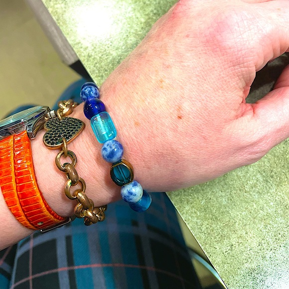 Meet your Posher, Kricket - Picture 7 of 12